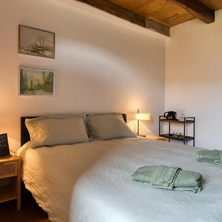 فندق مبيت وإفطار D'hotes Le Tour Du Lot