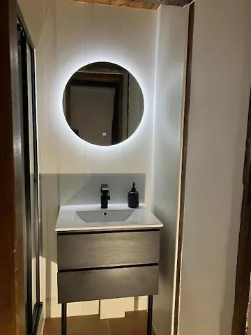 D'hotes Le Tour Du Lot Bed & Breakfast 3*