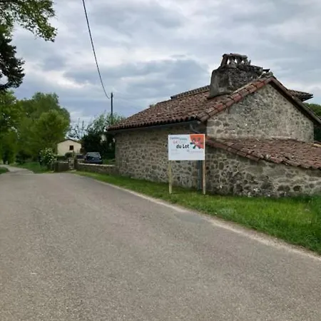 ベッド・アンド・ブレックファスト D'hotes Le Tour Du Lot Gorses